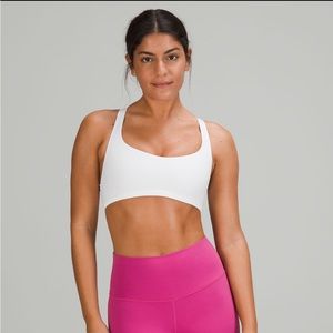 Lululemon Free To Be Bra